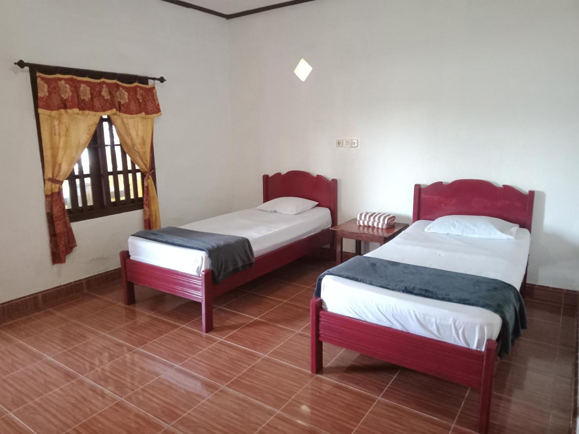 Harus Damai Inn Lagudri Buitenkant foto