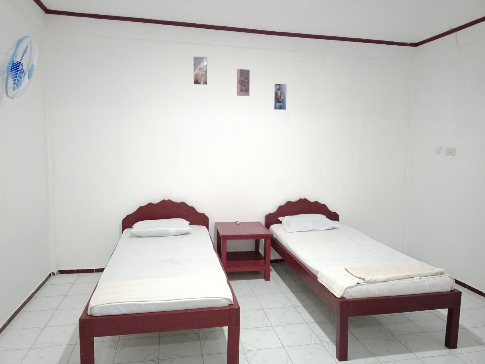 Harus Damai Inn Lagudri Buitenkant foto